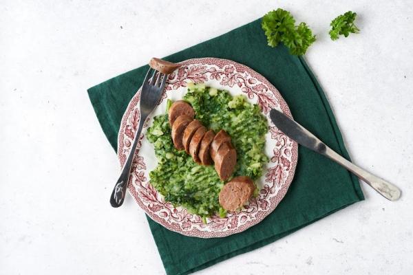 Vers worstje met broccoli stamppot